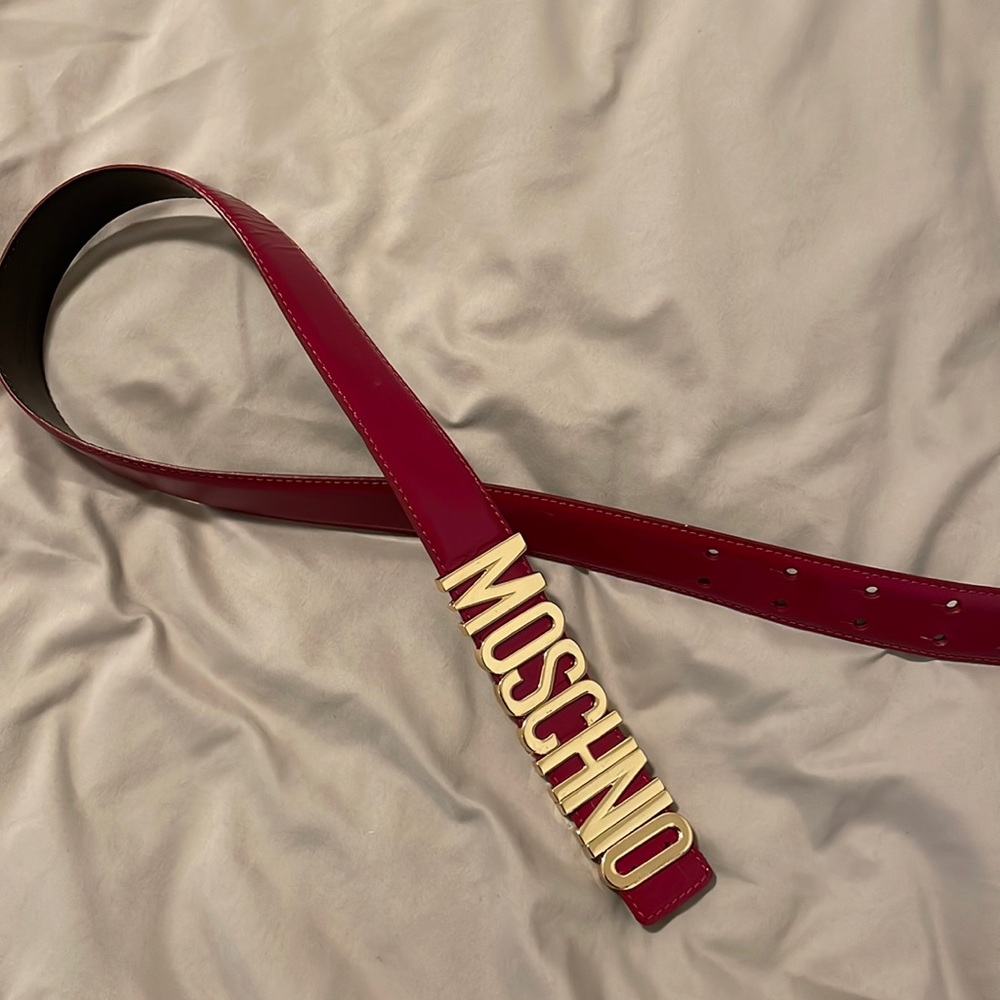 Womens Red Moschinio belt..GREAT CONDITION